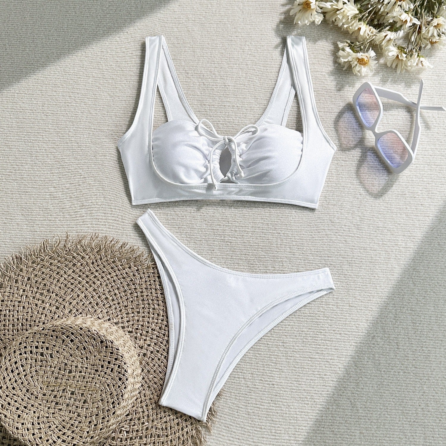 🖤🤍 Bikini "Riviera" – klasyczna elegancja na plaży