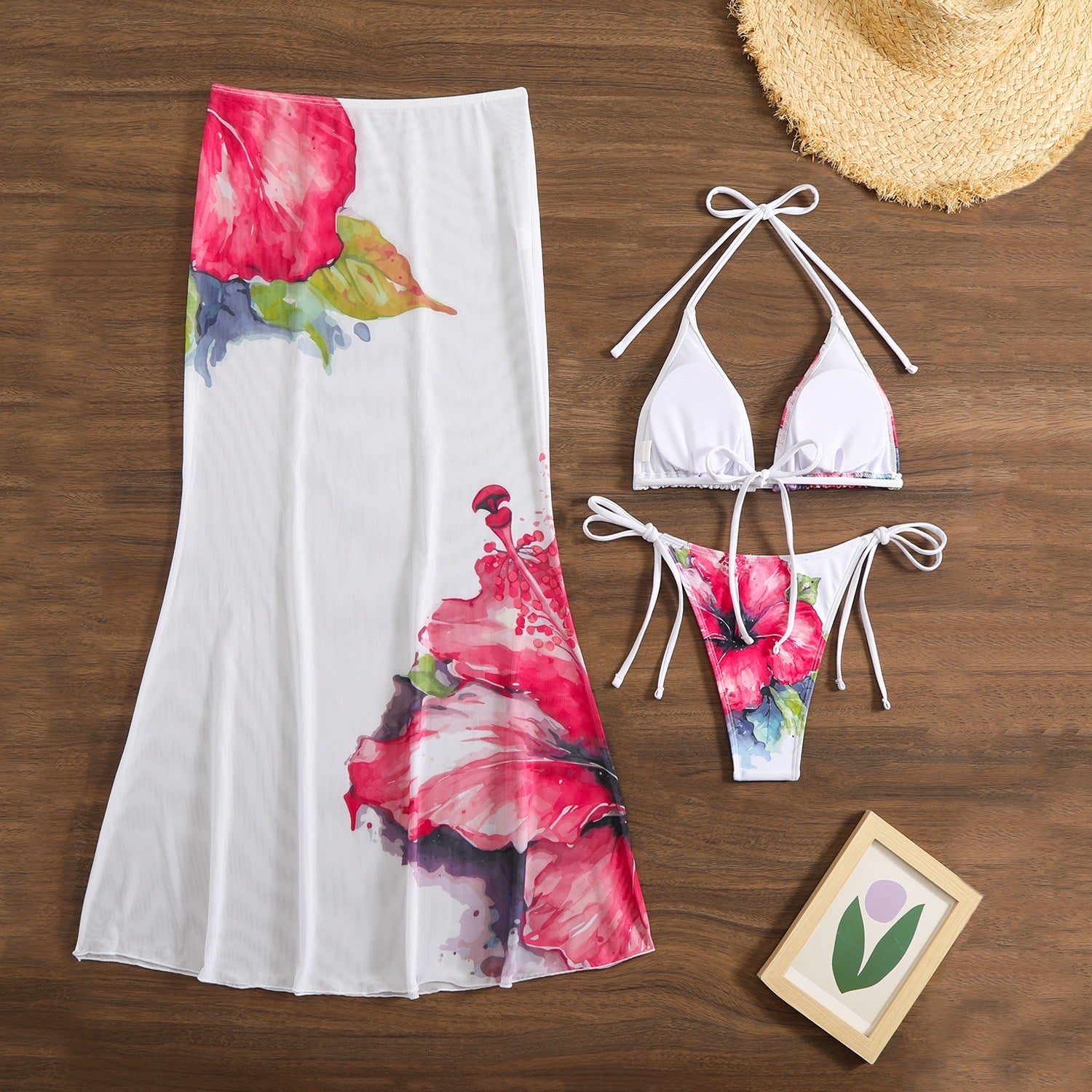 Kwiatowy Zestaw Plażowy „Bella Rosa” – Bikini + Spódnica