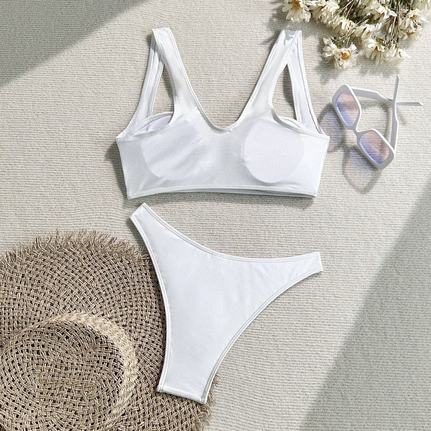 🖤🤍 Bikini "Riviera" – klasyczna elegancja na plaży